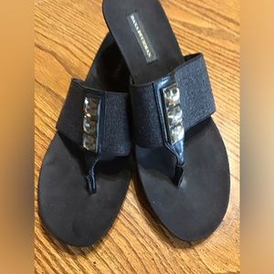 Women’s size 9 heeled sandals Dana Bachman R black